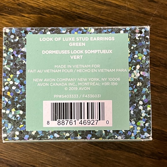 💕 3/$10 Avon “Look of Luxe” Stud Earrings IOB - Picture 5 of 5